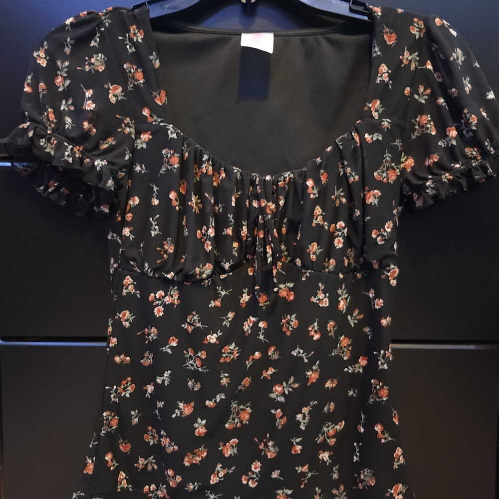 No Boundaries Flowery Dress Shirt